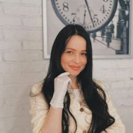 Cosmetologist Алена Серебровская  on Barb.pro