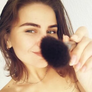 Maskenbildner Юлия Кондратьева Saint Petersburg,