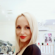 Hairdresser Ирина Ковпан  on Barb.pro