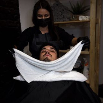 Bulldog Barbershop, Saint Petersburg Фото - 6