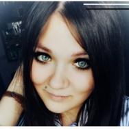 Maniküre Юлия Сапрыкина Moscow,