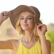 Maniküre Алена Saint Petersburg,Загребский бульвар, 9