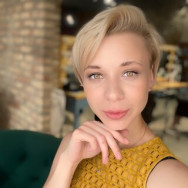 Maskenbildner Надежда Saint Petersburg,