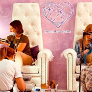 Salon piękności Swanky Nails on Barb.pro