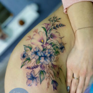 Studio tatuażu SwanTattoo Saint Petersburg,Бухарестская улица, 112