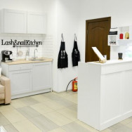 Косметологический центр Студия маникюра и наращивания ресниц Lash & Nail Kitchen на Barb.pro