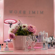 Klinika kosmetologii Студия красоты mi mi brow Moscow,Дегунинская улица, 1, корп. 4 район Zapadnoye Degunino