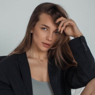 Kreator wizerunku Яна Moscow,метро Войковская