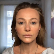 Kreator wizerunku Елена Moscow,метро Киевская