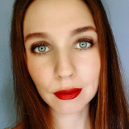 Maskenbildner Евгения Novosibirsk,Лазурная улица, 30