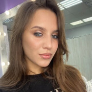 Makeup Artist Валерия Комарова on Barb.pro