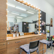 Парикмахерские Салон красоты Za_Kadrom Новосибирск,улица Кирова, 82