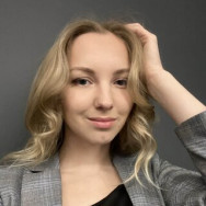 Manicurzysta Карина Yekaterinburg,