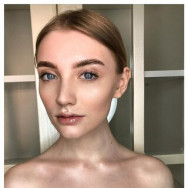 Specjalista od brwi Анастасия Yekaterinburg,