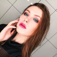 Maskenbildner Анастасия Yekaterinburg,улица Вайнера, 21