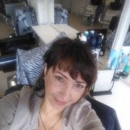 Hairdresser Ирина И. on Barb.pro