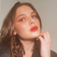 Wizażysta Юлия Rostov-on-Don,Театральная площадь