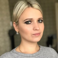 Makeup Artist Яна Денисова on Barb.pro