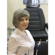 Manicurist Evgeniya A. on Barb.pro