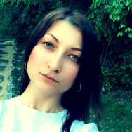 Friseur Заира Saratov,