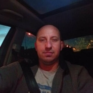 Friseur Сергей Tyumen,Широтная улица, 69