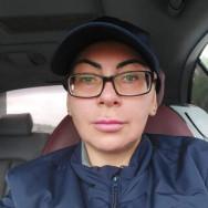 Fryzjer Олеся Tyumen,улица Николая Семёнова, 25