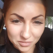 Мастер маникюра Юлия Тюмень,Беловежская улица, 19к2