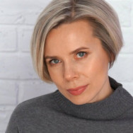 Manicurist Ирина Tyumen,улица Прокопия Артамонова, 9