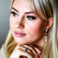 Makeup Artist Юлия Мурзина on Barb.pro