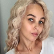 Hairdresser Виктория Бездомникова on Barb.pro
