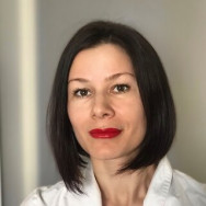 Cosmetologist Елена Каратунова on Barb.pro