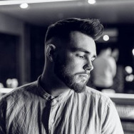 Hairdresser Виктор Ulyanovsk,улица Радищева, 90