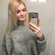 Manicurist Анастасия Khabarovsk,