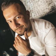 Парикмахер Денис Королев,