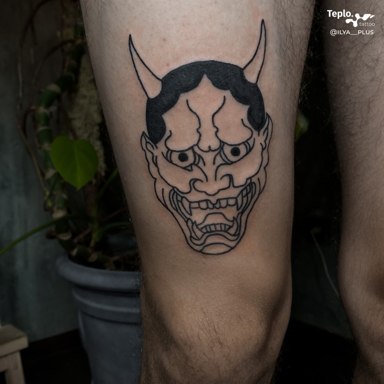 Мужские демон на бедре, photo - Тату салон TEPLO tattoo