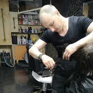 Hairdresser Асхат Умиров on Barb.pro