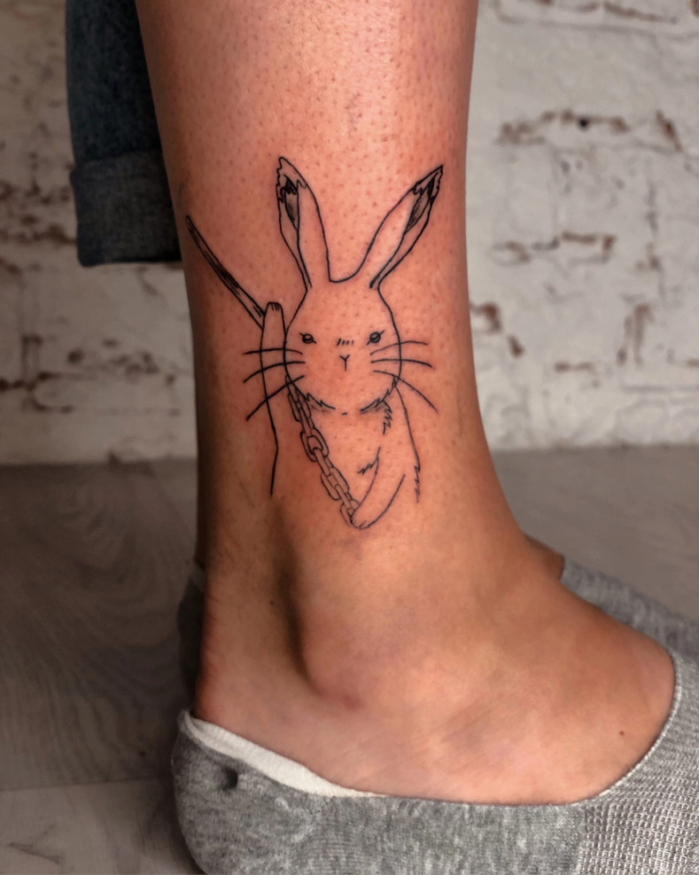 Заяц на ноге, photo - Тату мастер Лика Налескина