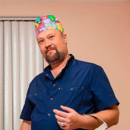 Plastic Surgeon Максим Анварович Almaty,Маркова, 71