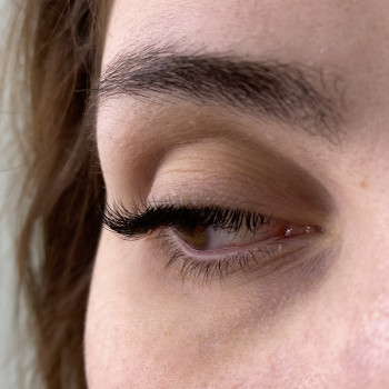 Наращивание ресниц 
                    Lashmaker Жанна Кирх Moscow