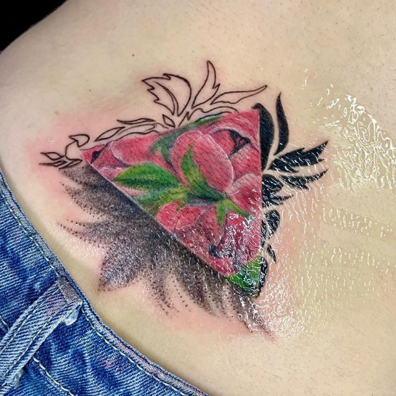 Женские треугольник, photo - Мастер татуажа Ольга