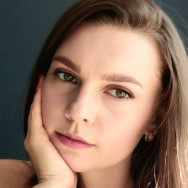 Makeup Artist Алина Сурцева on Barb.pro