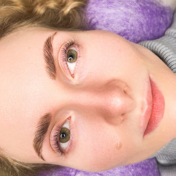 Ламинирование ресниц и долговременная укладка бровей