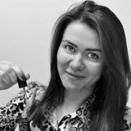 Мастер маникюра Анастасия Варшава,Nowolipki 27