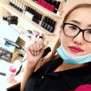 Manicurist Алина Semey,Юность, 33