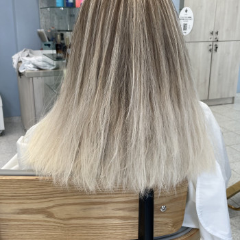 Реконструкция волос 
                    Friseur Lera Lesyuk Krasnoyarsk