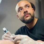Tattoo-Meister Nikita  on Barb.pro
