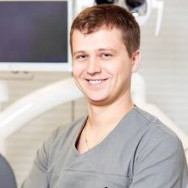 Dentysta Mikhal Kachmarek on Barb.pro