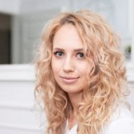 Kosmetikerin Aleksandra Chaya on Barb.pro