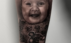 Перекрытие шрамов татуировкой Tattoo Master Никита Кит Gelendzhik