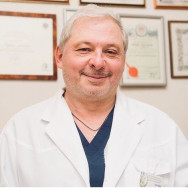 Schönheitschirurg Николай Александрович Yekaterinburg,Гагарина, 28 район VTUZgorodok